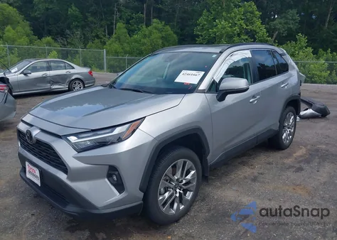 2023 Toyota Rav4 Xle Premium z USA, uszkodzony, nr VIN 2T3C1RFV2PC233063